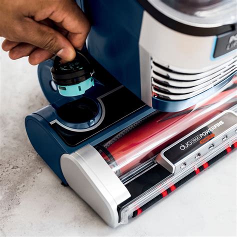 Shark stratos review - Sep 5, 2023 ... Shark Stratos features Odour Neutraliser technology for a fresh-smelling home. Stratos™ has the most powerful suction of any Shark® cordless ...